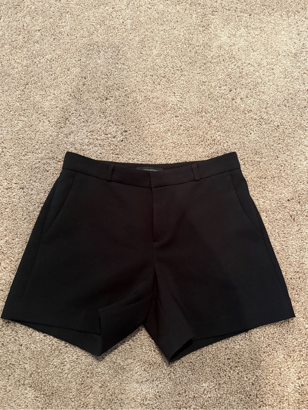 Banana Republic Women’s Short Trousers